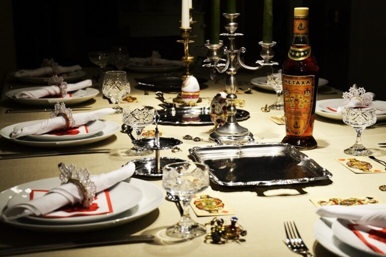 dinner party gcf47b4a2d 1280