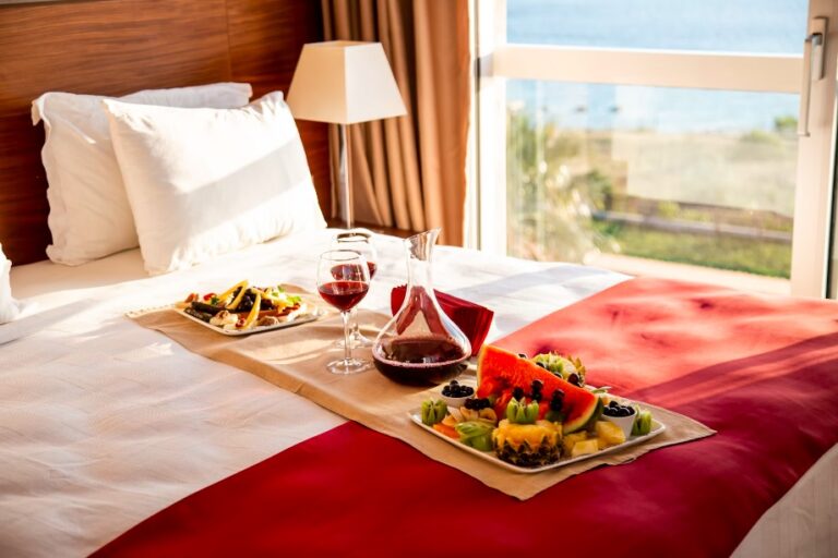 04 cum sa creezi o atmosfera romantica in dormitor cu ajutorul lenjeriei de pat