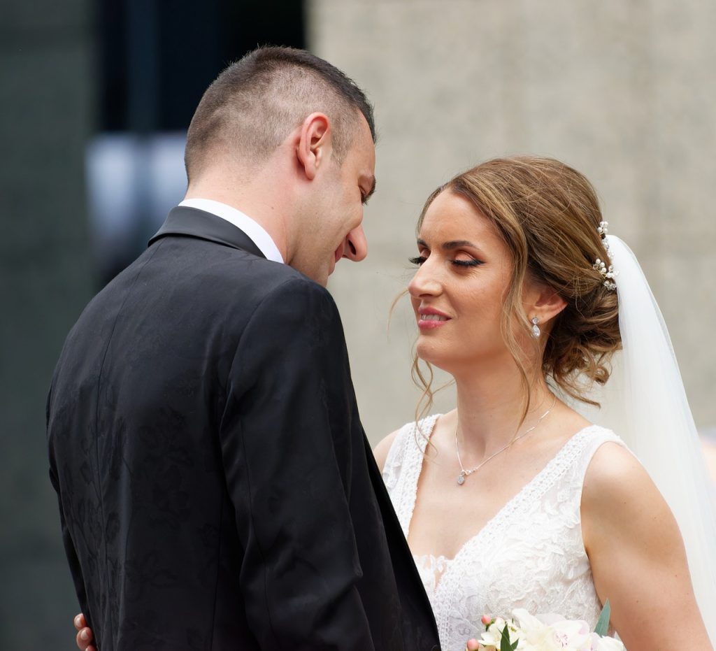 ce trebuie sa ia soacra mica la nunta